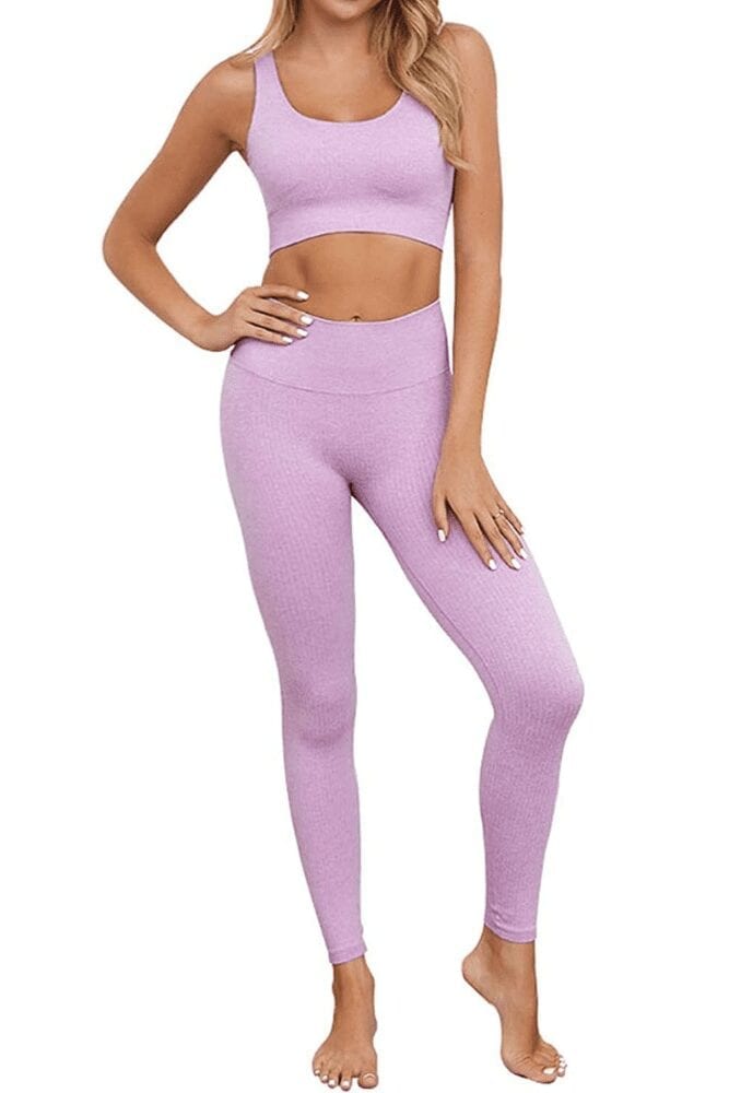 Comfy Yoga Outfit | The Best Loungewear Sets You Need to Add To Your Wardrobe