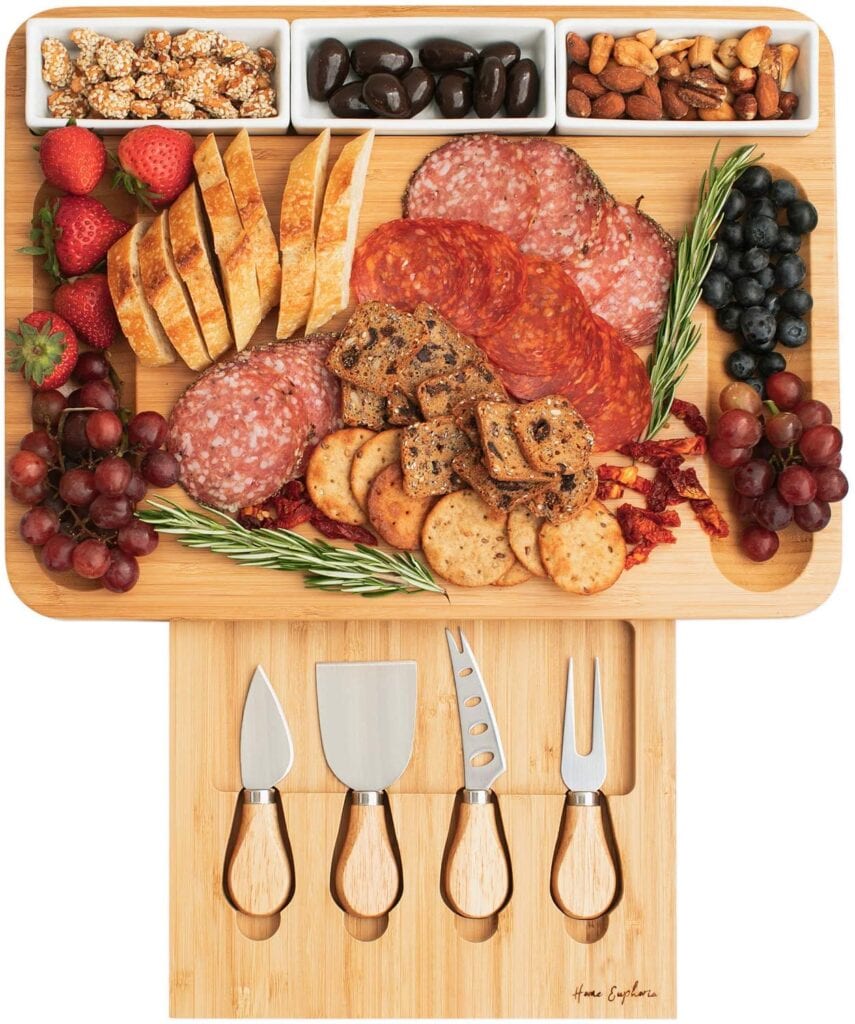 Cheese Board || Gifts for Moms